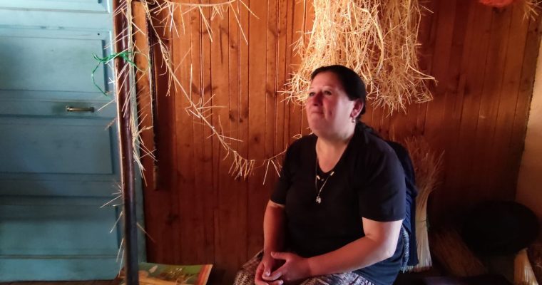 Entrevistando artesanas en Cutemu